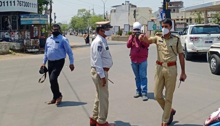 ఇంటి వద్ద సేఫ్‌గా ఉండండి