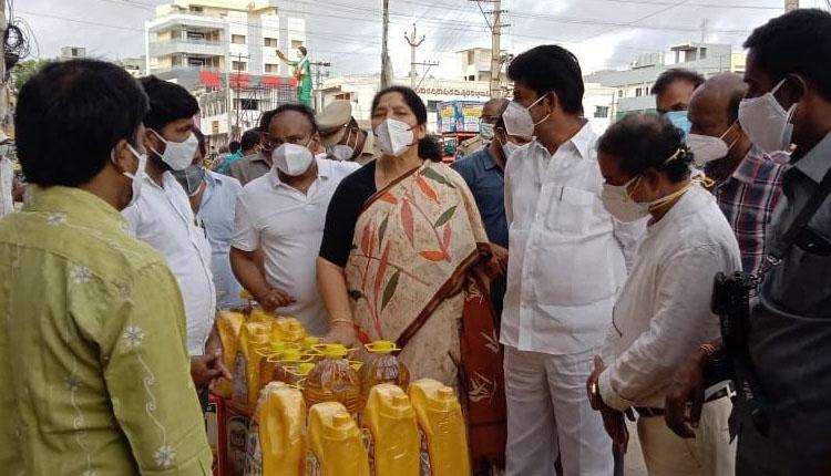 కరోనా నుంచి కాపాడుకుంటాం