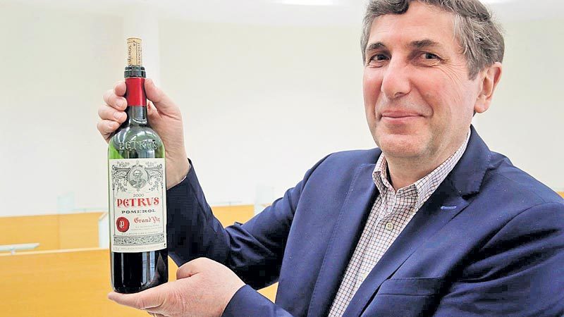 రోదసి నుంచి వచ్చిన వైన్‌ ఖరీదు 7.38 కోట్లు