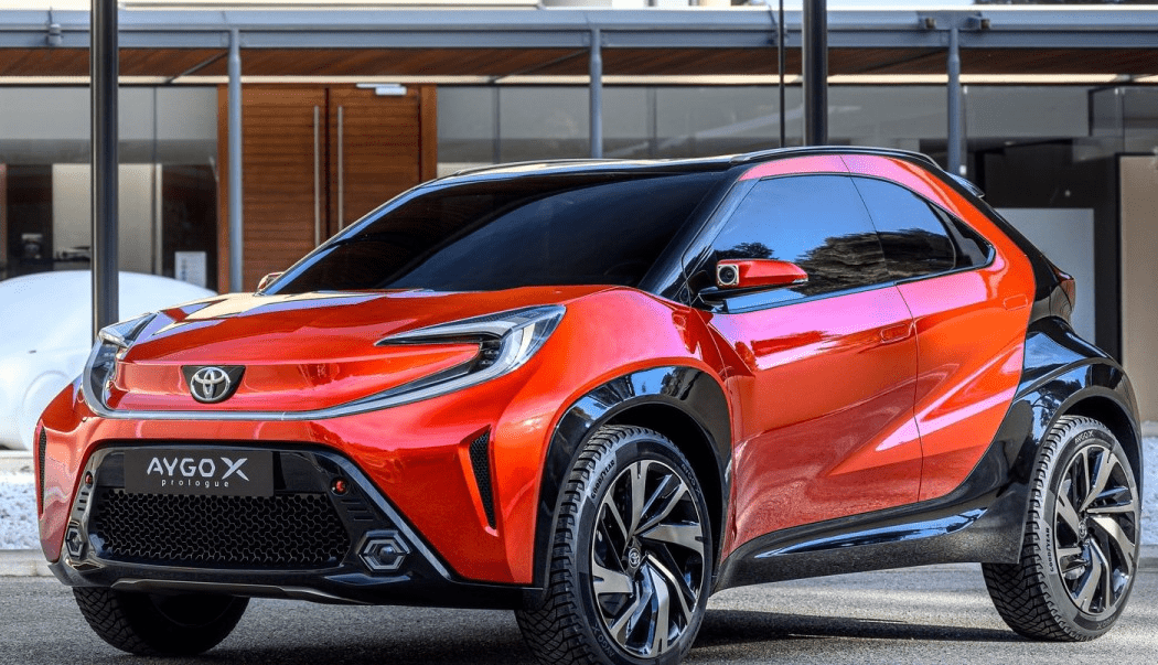 టొయోటా మొదటి ఎలక్ట్రిక్ కారు… ఎక్స్-ప్రోలాగ్…