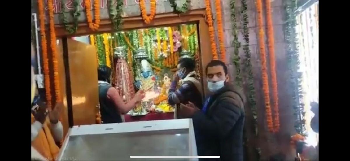 తెరుచుకున్న య‌మునోత్రి ఆల‌యం