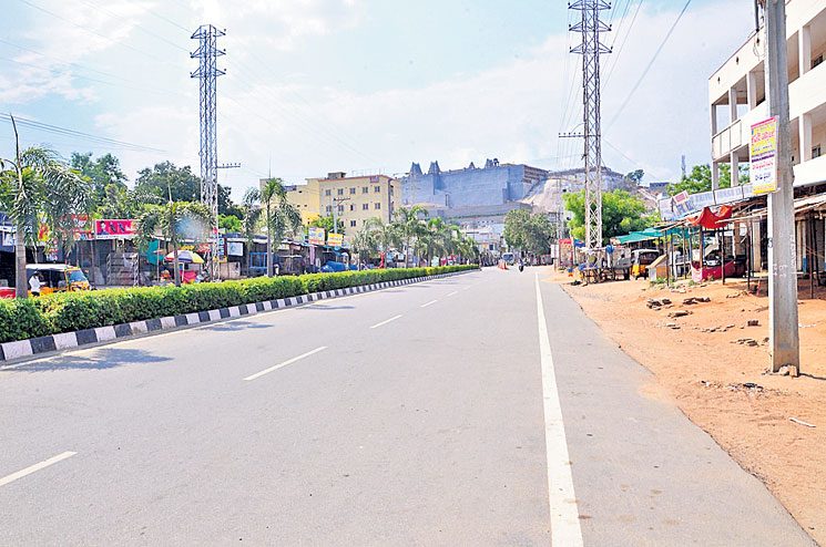 యాదగిరిగుట్టలో పాక్షిక లాక్‌డౌన్‌