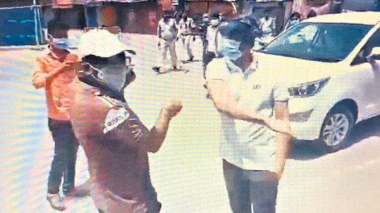 యువకుడిపై చేయి చేసుకున్న కలెక్టర్‌పై వేటు