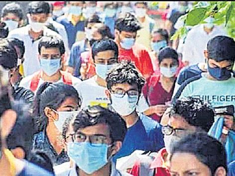 సూపర్‌ స్ప్రెడర్లుగా ‘నిర్లక్ష్యపు’ యువత