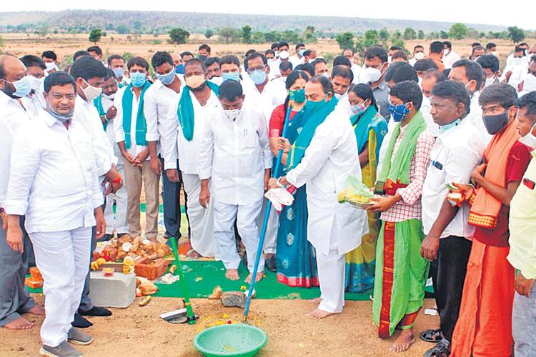 బీడు భూములు సస్యశ్యామలం