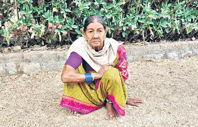 పింఛన్ ఇప్పిస్తామని ఆస్తి కబ్జా