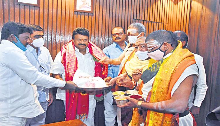 జూలై 11న ఉజ్జయిని మహంకాళి ఘటోత్సవాలు