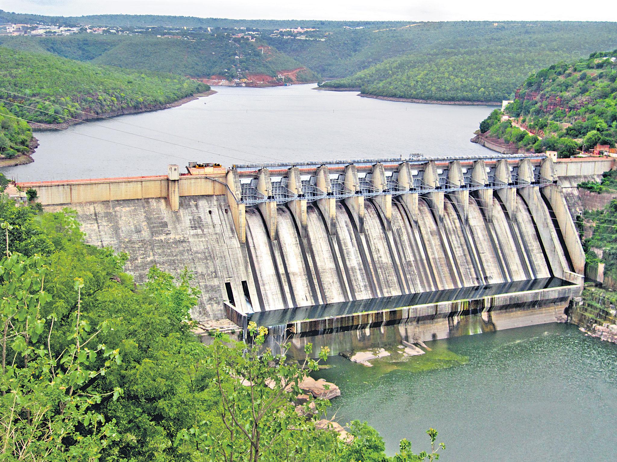 శ్రీశైలానికి ఇన్‌ఫ్లో