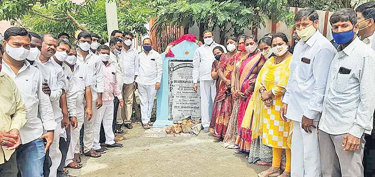 అన్ని డివిజన్లను అభివృద్ధి చేస్తా..