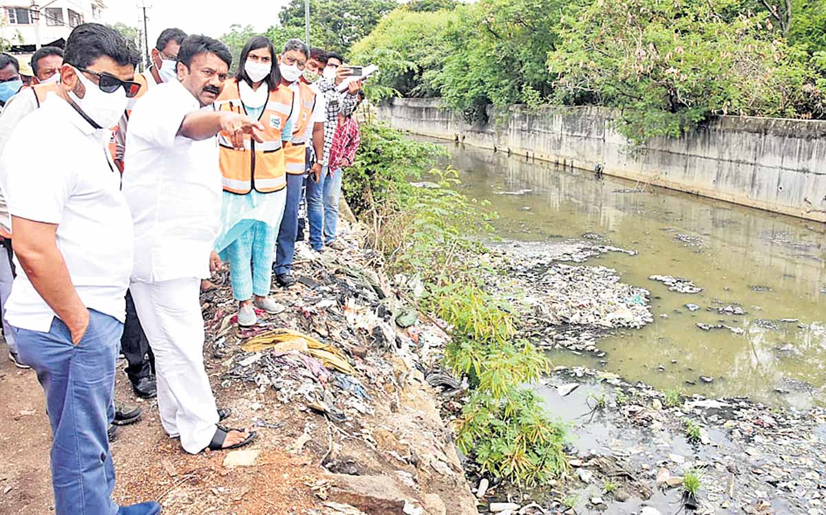 ఆక్రమణలు తొలగించేందుకు ప్రభుత్వం చర్యలు