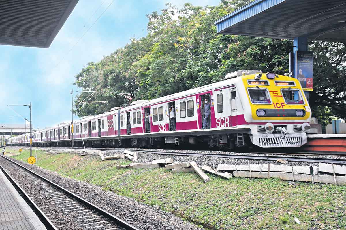 ఏడాదిన్నర తర్వాత ఎంఎంటీఎస్‌ కూత