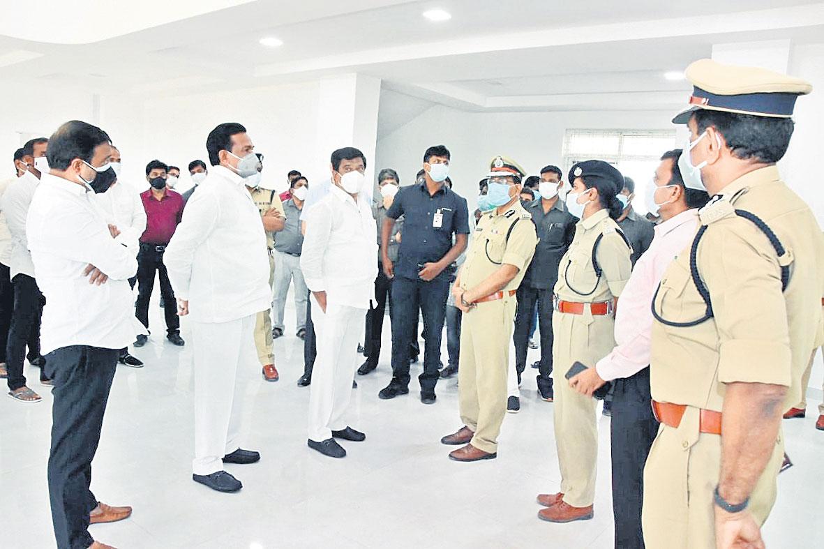 ప్రజల వద్దకే పాలన..