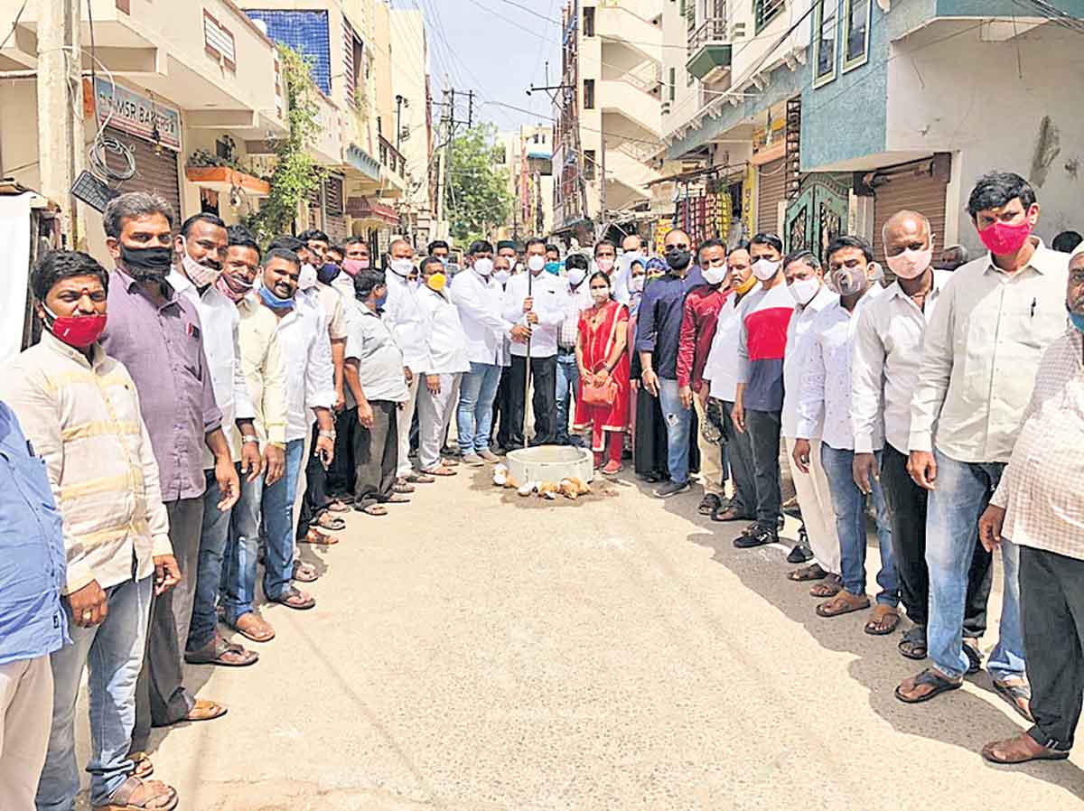 పైపులైన్ల వ్యవస్థ ప్రక్షాళన :ఎమ్మెల్యే కాలేరు వెంకటేశ్‌