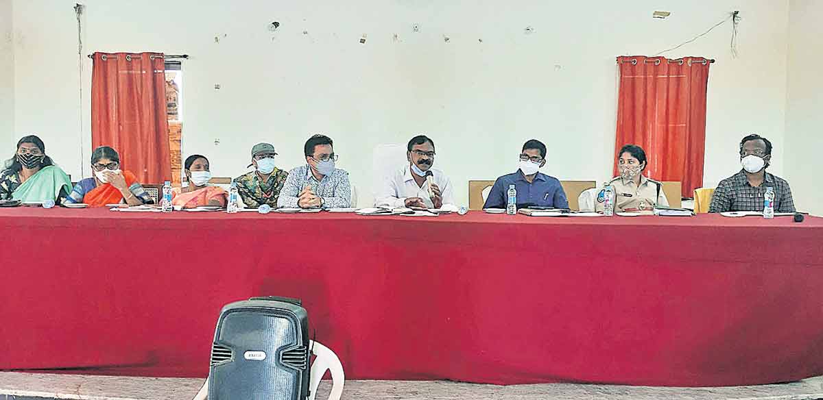 పల్లె ప్రగతిలో భాగస్వాములవ్వండి