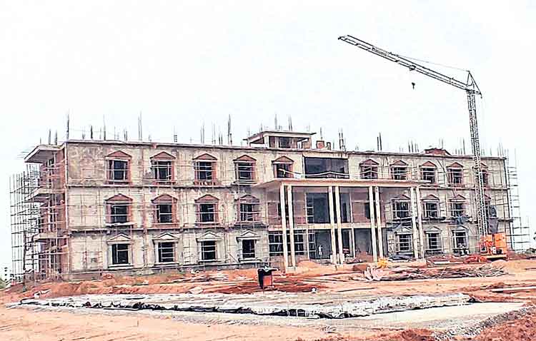 లక్ష్మి పంప్‌హౌస్‌ వద్ద సీఎం క్యాంప్‌ ఆఫీస్‌