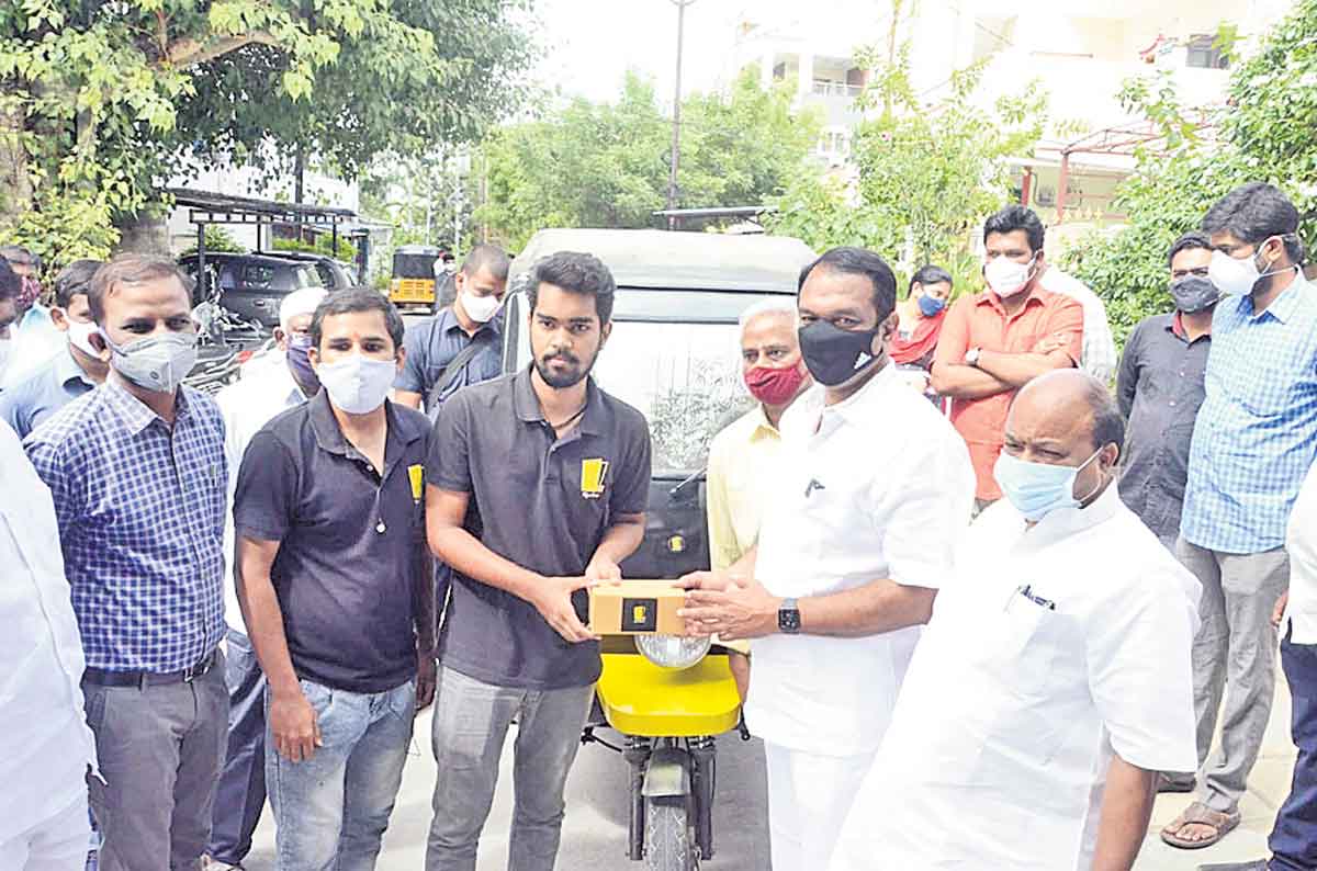 పర్యావరణాన్ని పరిరక్షించాలి