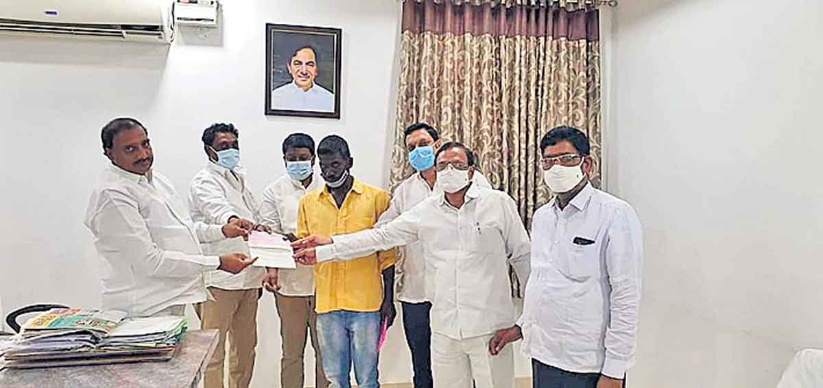 పేదలకు అండగా ప్రభుత్వం