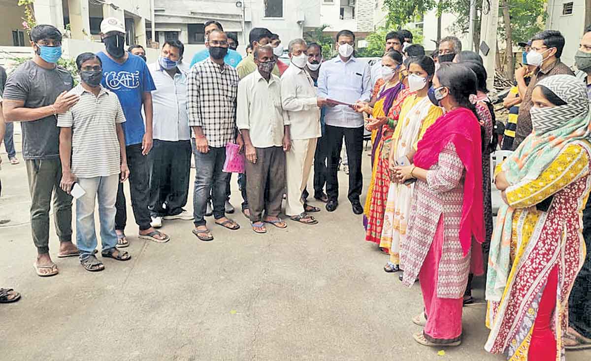 నందనవనాన్ని అందంగా తీర్చిదిద్దుతా