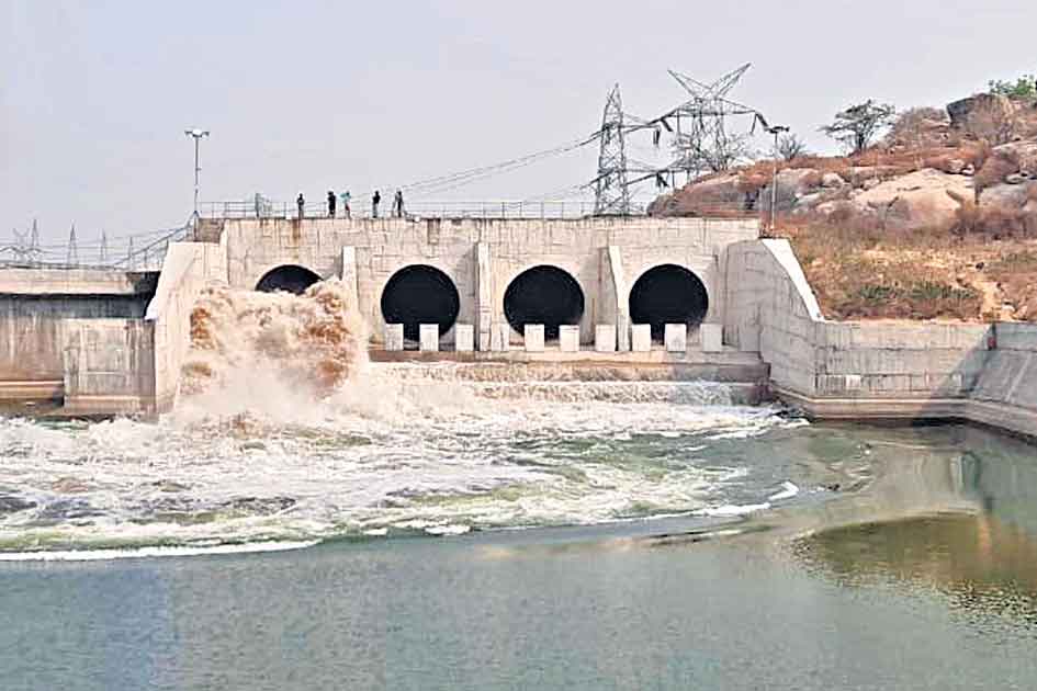 అన్నపూర్ణకు గోదారి పరవళ్లు