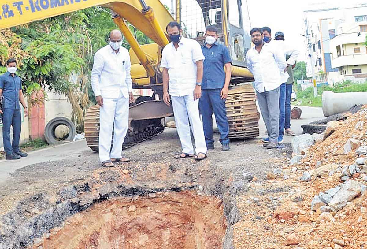 ట్రంక్‌లైన్‌ పనులను… వేగవంతం చేస్తాం