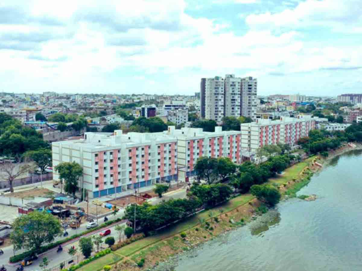 నెలాఖరులో గ్రేటర్లో రెండు పడక గదుల ఇళ్లు ప్రారంభం