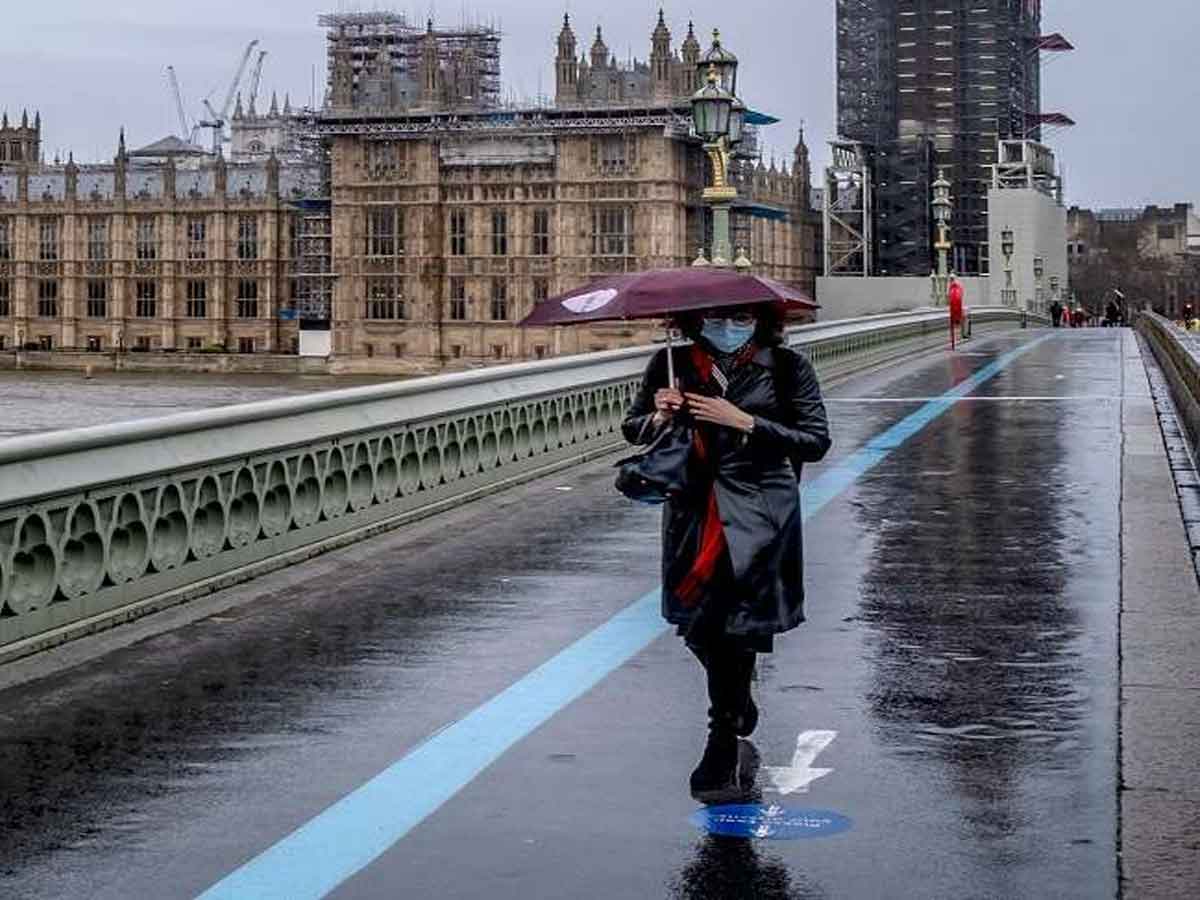 ఆంక్ష‌ల పొడ‌గింపు : బ్రిట‌న్‌ను భ‌య‌పెడుతున్న డెల్టా వేరియంట్‌