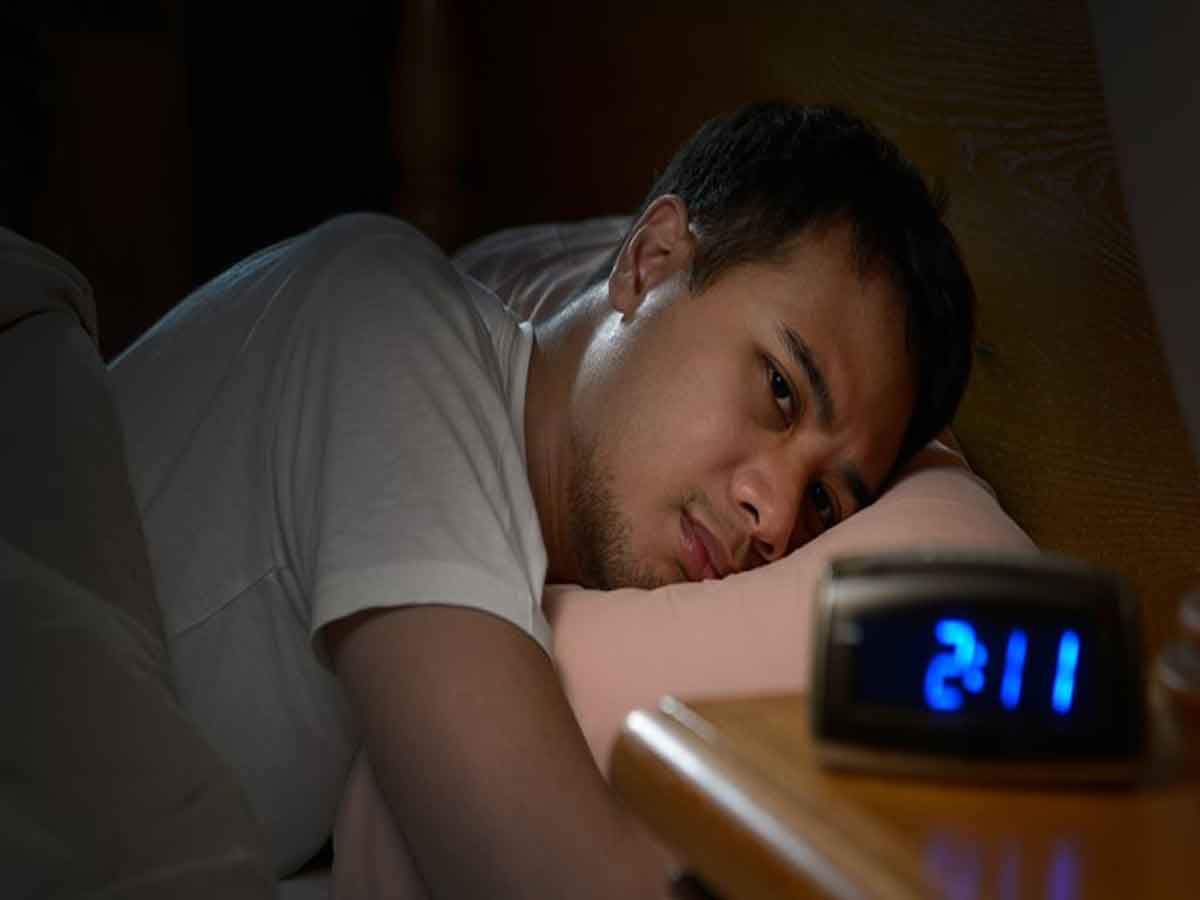 క‌రోనా సోమ్నియా : నిద్ర సమ‌స్య‌ల‌ను ఇలా నివారించుకోండి..