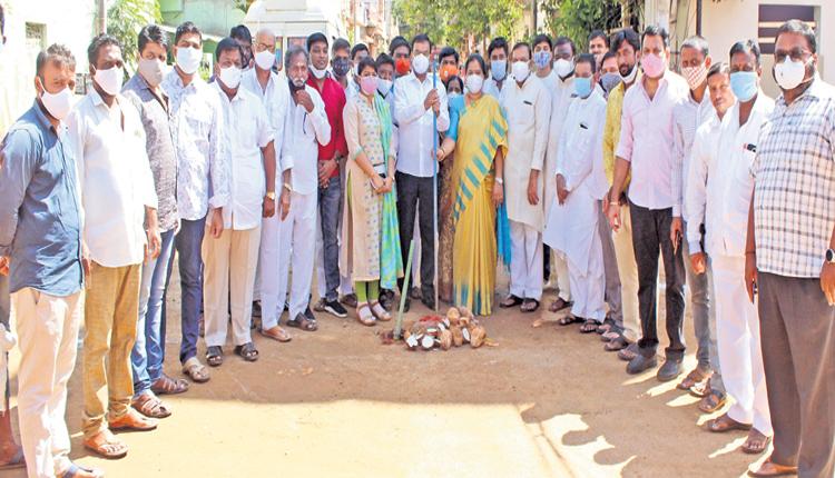 రూ.5.30 కోట్లతో రహదారుల నిర్మాణం