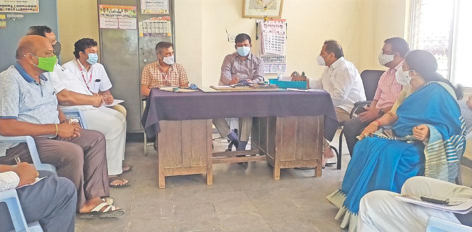 వారం రోజుల్లో పింఛన్లు అందిస్తాం..