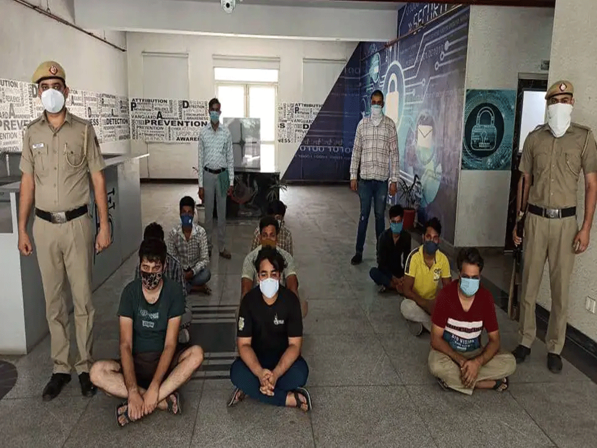 న‌యా దోపిడీ : న‌కిలీ యాప్‌తో 5 లక్ష‌ల మందికి 150 కోట్ల మోసం