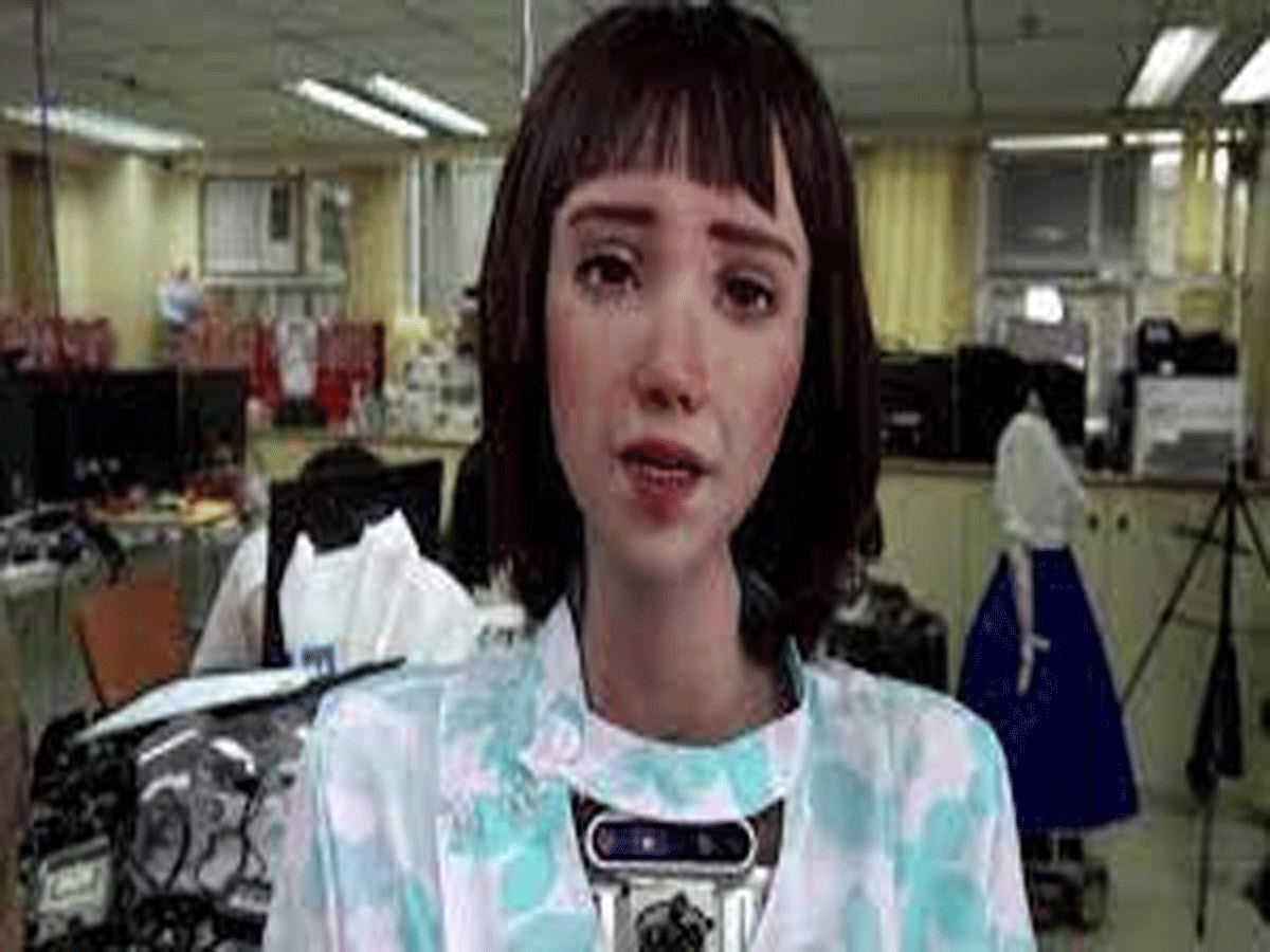 ఇక నిశ్చింత : క‌రోనా రోగుల సేవ‌లో  గ్రేస్ రోబోట్