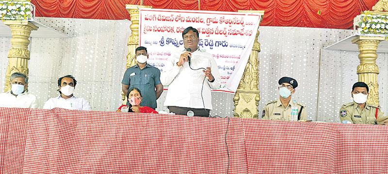 నకిలీ విత్తనాలు విక్రయిస్తే చర్యలు తప్పవు