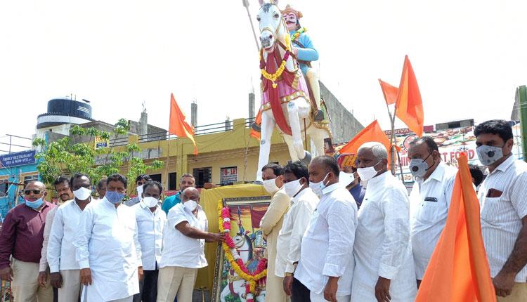 మహారాణా ప్రతాప్‌సింగ్‌ను  ఆదర్శంగా తీసుకోవాలి