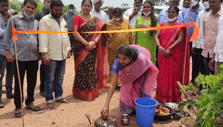 సంక్షేమ పథకాలు అందించడమే లక్ష్యం