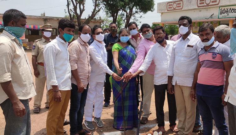 ప్రభుత్వ పాఠశాలల అభివృద్ధికి కృషి