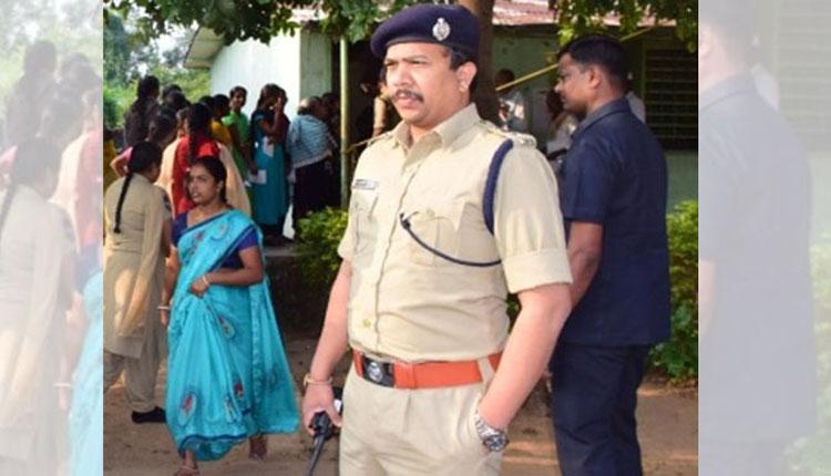 లాక్‌డౌన్‌కు ప్ర‌జ‌లు స‌హ‌క‌రించాలి : భూపాల‌ప‌ల్లి ఎస్పీ