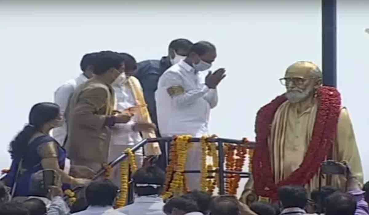 కాళోజీ హెల్త్ వ‌ర్సిటీ భ‌వ‌నాన్ని ప్రారంభించిన సీఎం కేసీఆర్