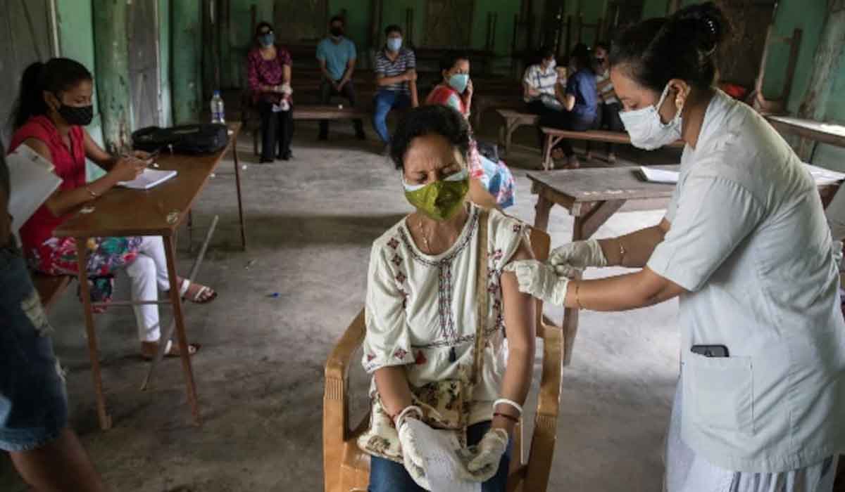 ‘గ్రేట‌ర్‌’లో ముమ్మ‌రంగా క‌రోనా వ్యాక్సినేష‌న్‌..