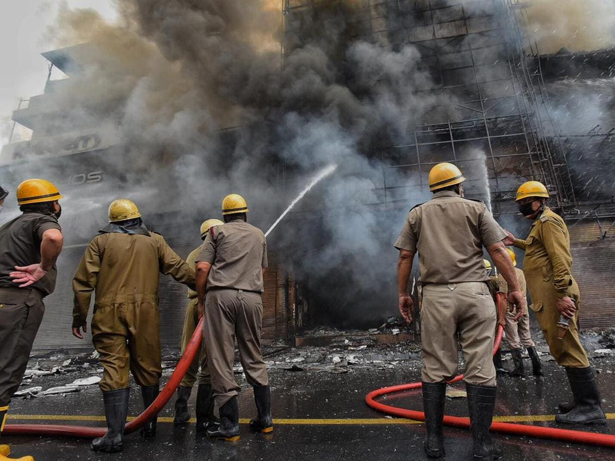 ఢిల్లీలో భారీ అగ్ని ప్రమాదం