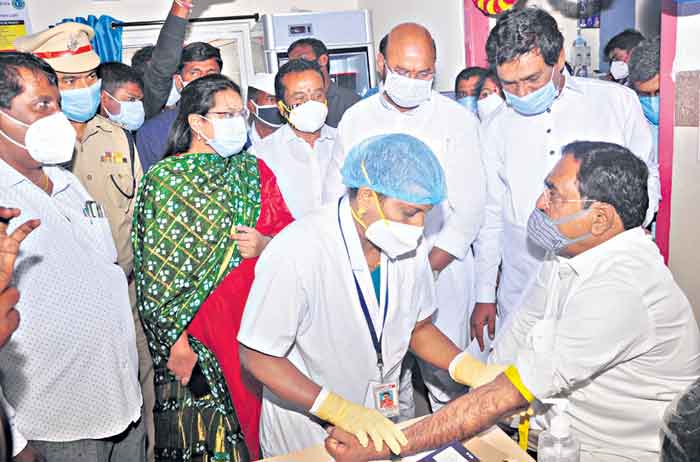 డయాగ్నస్టిక్‌ సెంటర్లతో పేదలకు మేలు