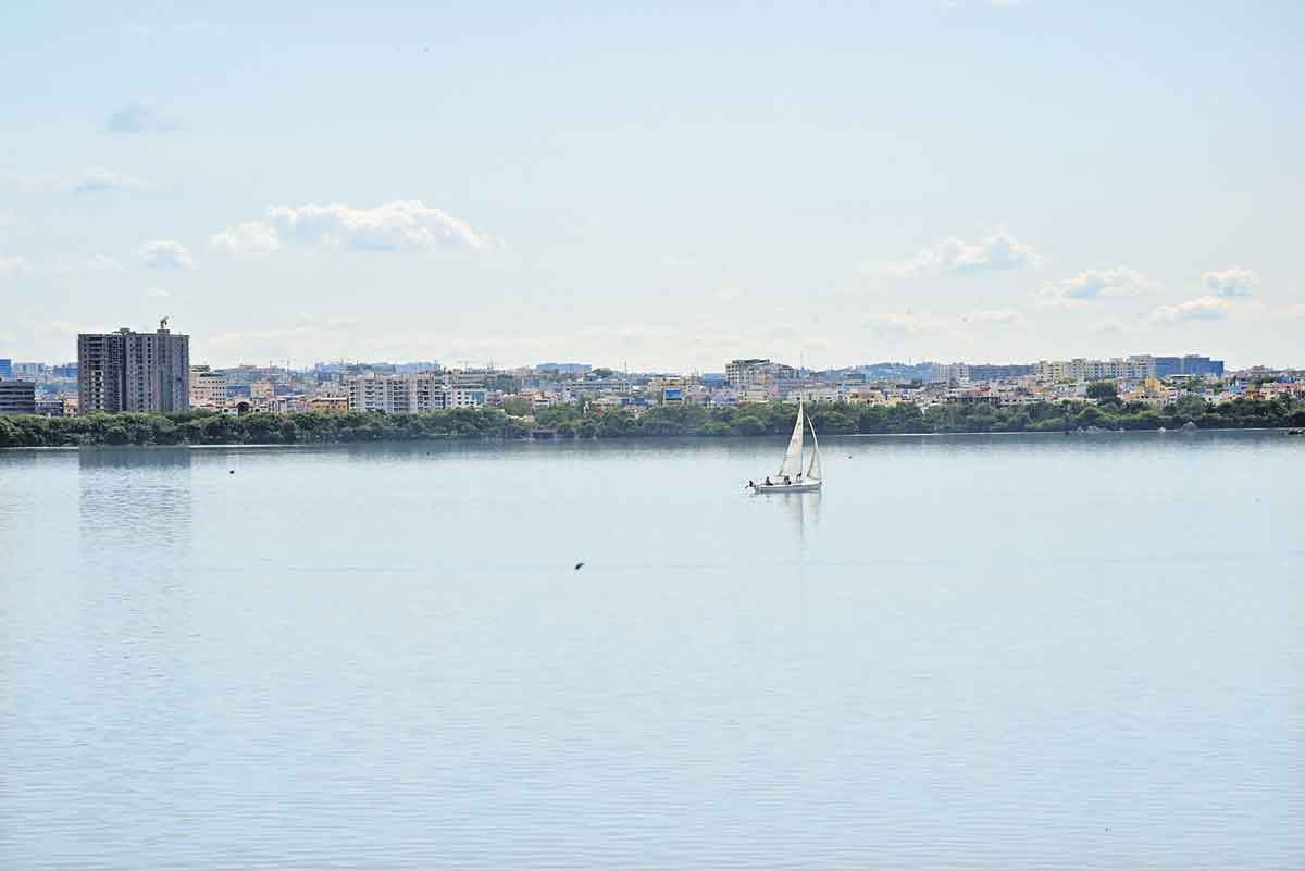 చేరకముందే కట్టడి