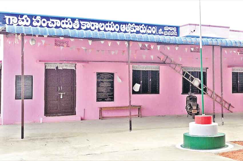 పల్లెలకు రూ.2,525 కోట్లు