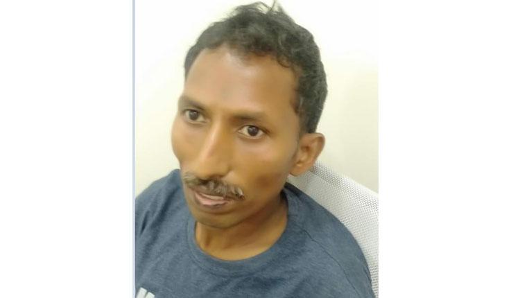 క‌రోనా చికిత్స కోసం మావోయిస్టులు.. అరెస్టు చేసిన పోలీసులు