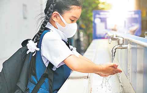 బడుల్లో సబ్బులకు నిధులు