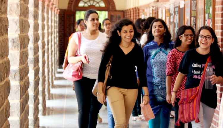 ఉన్నత విద్యలో తగ్గుతున్న లింగ భేదం