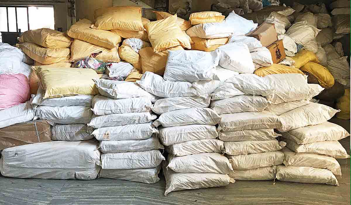 కాగజ్‌నగర్‌లో భారీగా గుట్కా పట్టివేత