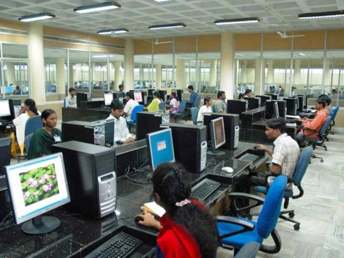 గ్లోబ‌ల్ దిగ్గ‌జ సంస్థ‌ల‌కు సీఈవోలు మ‌నోళ్లే..!