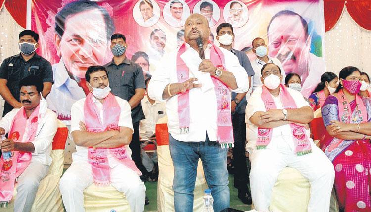 ఈటల ఏం చేశావ్‌?