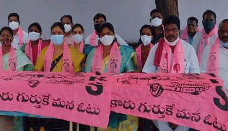 ఈటలది డబ్బు  అహంకారం