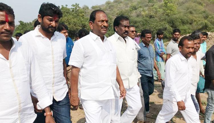 ఏండ్ల సమస్యకు పరిష్కారం